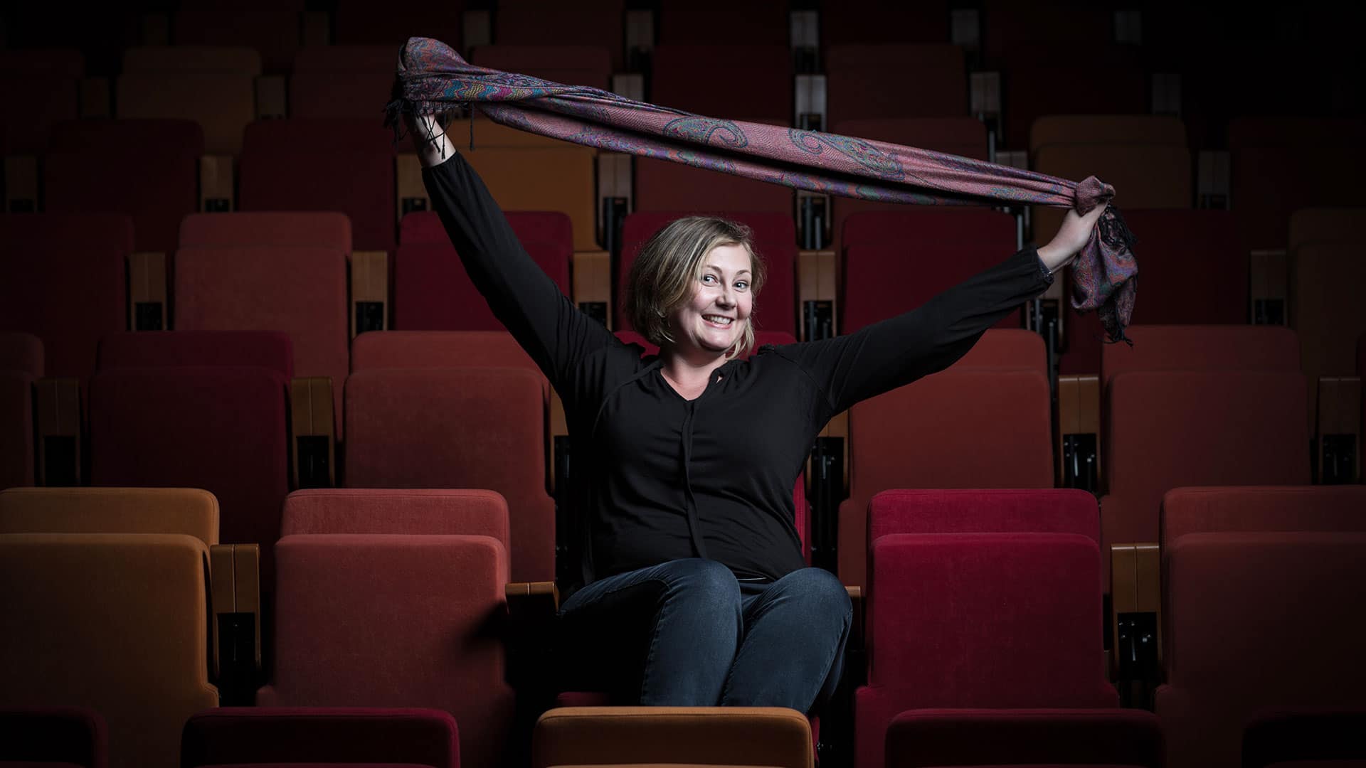 Portrait corporate d'une comédienne de la troupe de théâtre Les Noeils